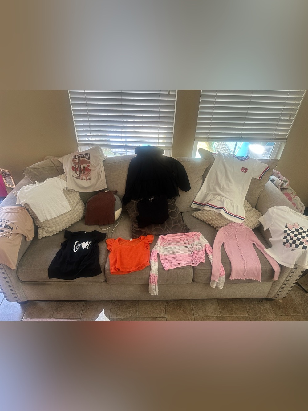 12pc bundle top Girls 9/10